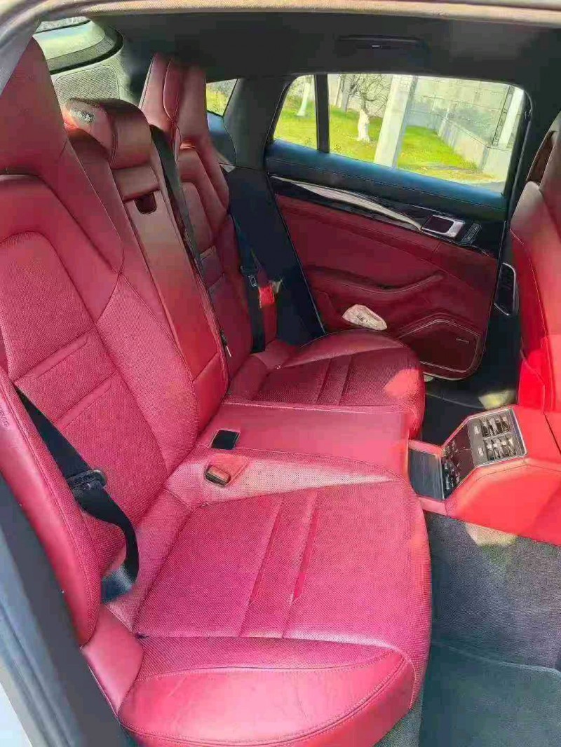 蚌埠22年保时捷帕拉梅拉6