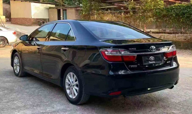 南平17年丰田凯美瑞5