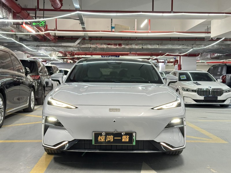 深圳24年吉利银河1