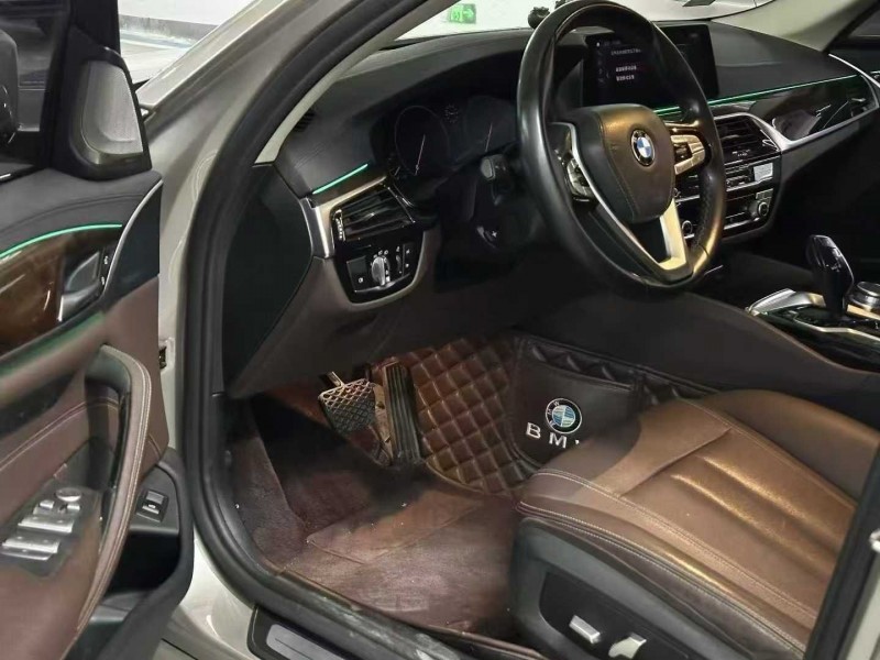 深圳19年宝马5系4