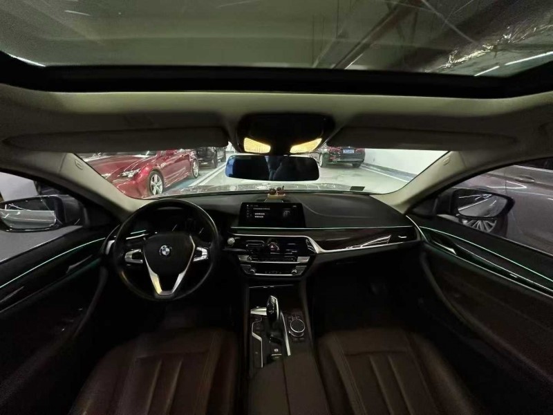 深圳19年宝马5系5