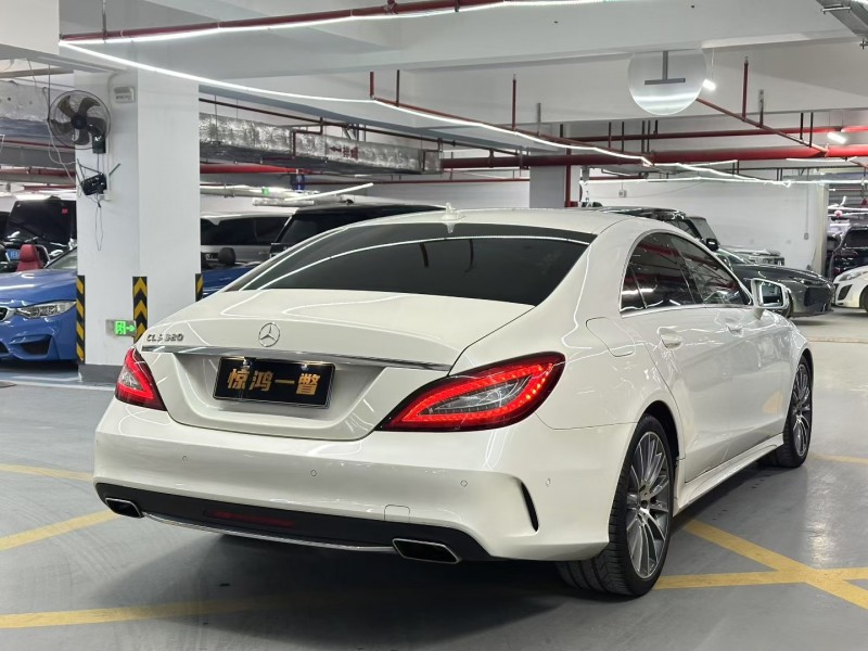深圳17年奔驰CLS8