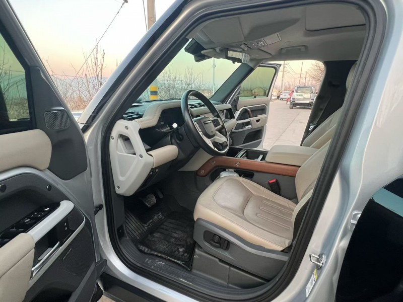 徐州21年路虎卫士5