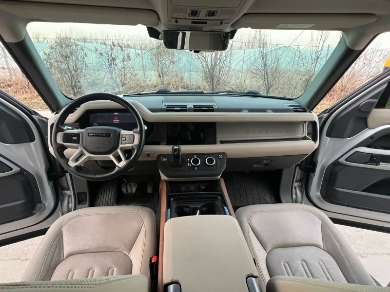 徐州21年路虎卫士7