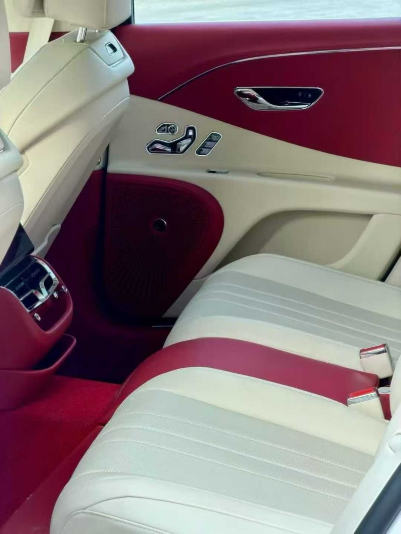 广州25年宾利飞驰6