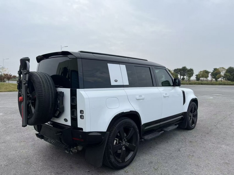 盐城21年路虎卫士5