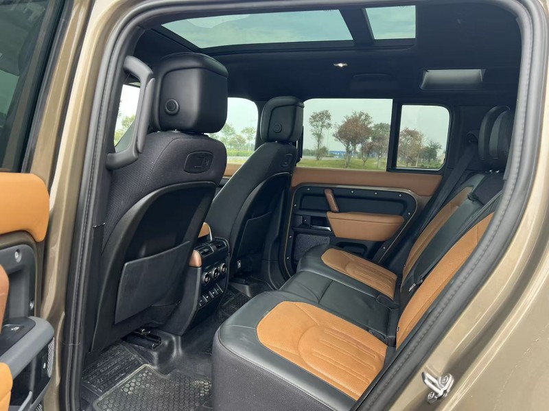 盐城21年路虎卫士9