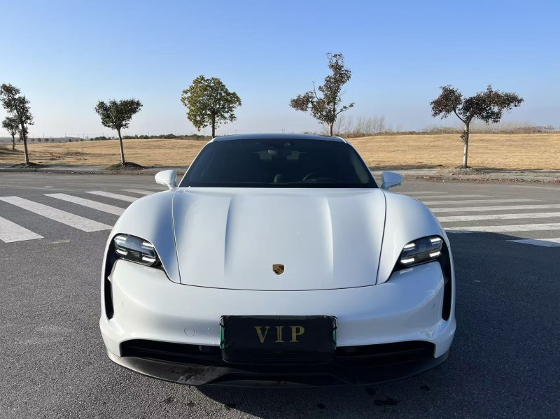盐城22年保时捷Taycan1