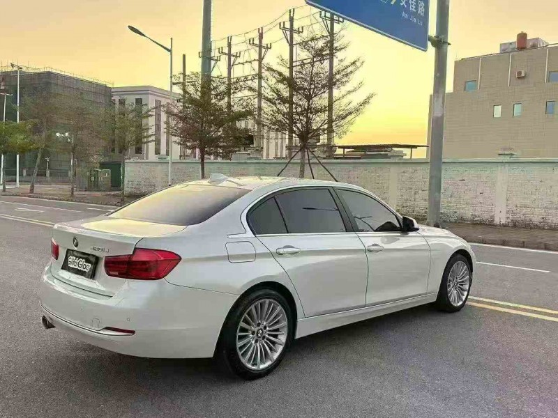 汕头19年宝马3系7