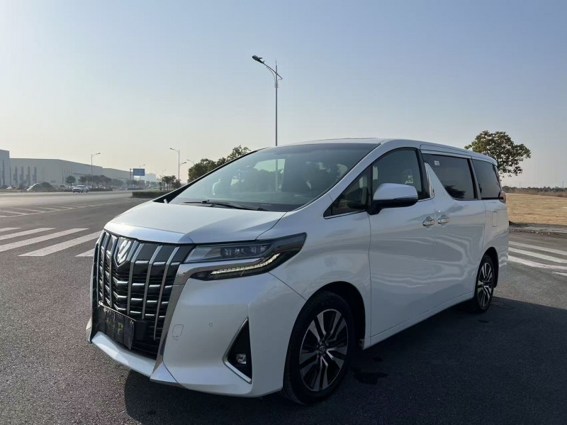 盐城18年丰田埃尔法3