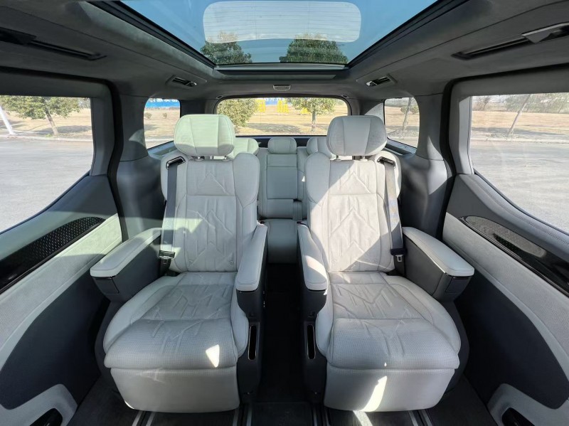 盐城24年极氪汽车0099