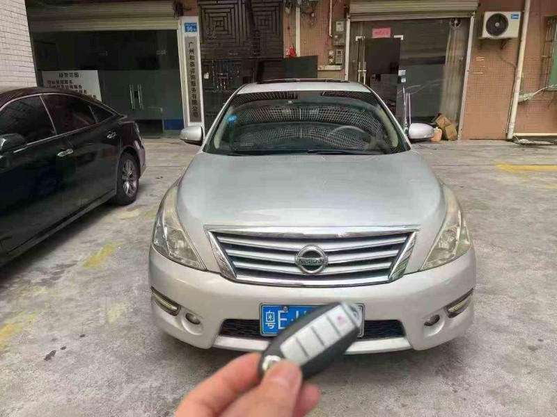 佛山12年日產天籟1