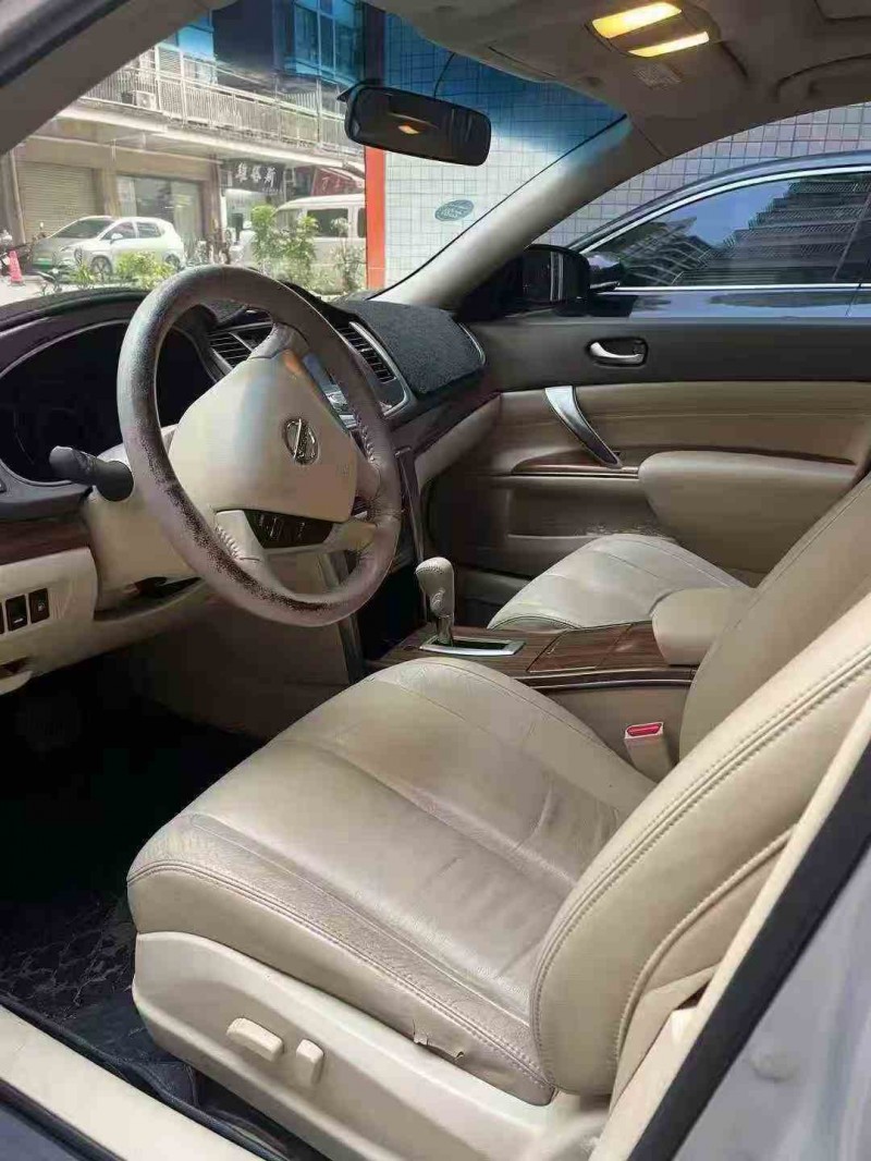 佛山12年日產天籟4