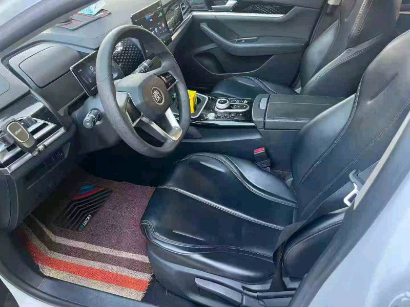 深圳23年比亚迪秦4