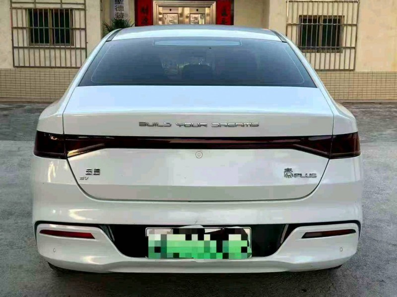 深圳23年比亚迪秦9