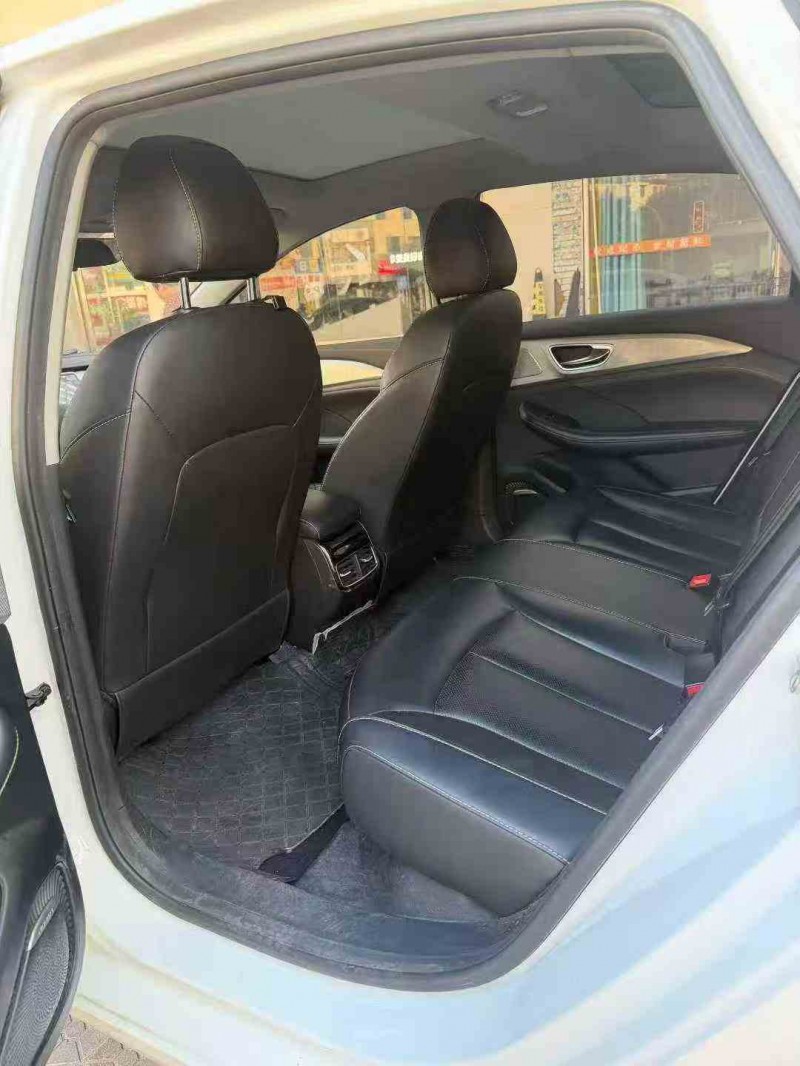 湛江24年荣威i65