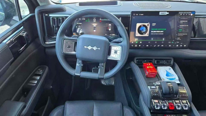 唐山25年比亚迪方程豹8