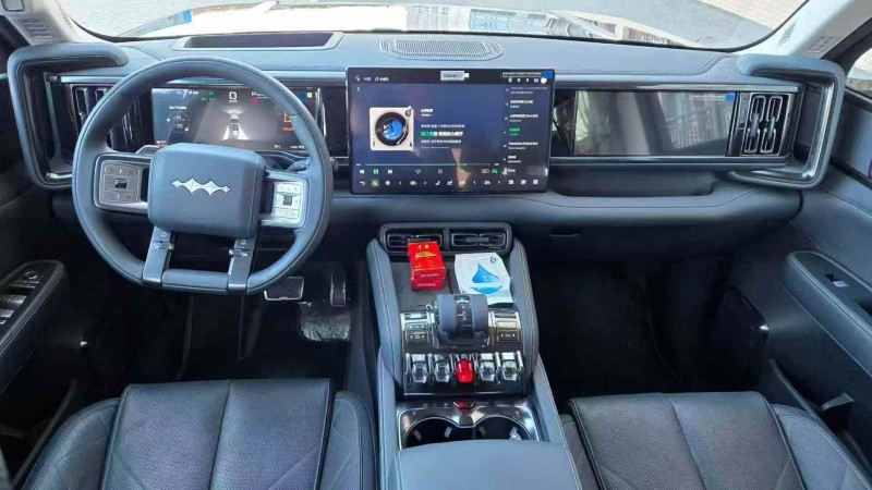 唐山25年比亚迪方程豹9