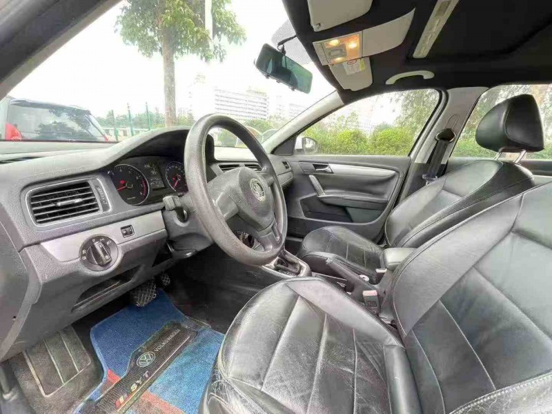 汕头15年大众朗行4