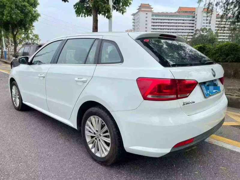 汕头15年大众朗行7