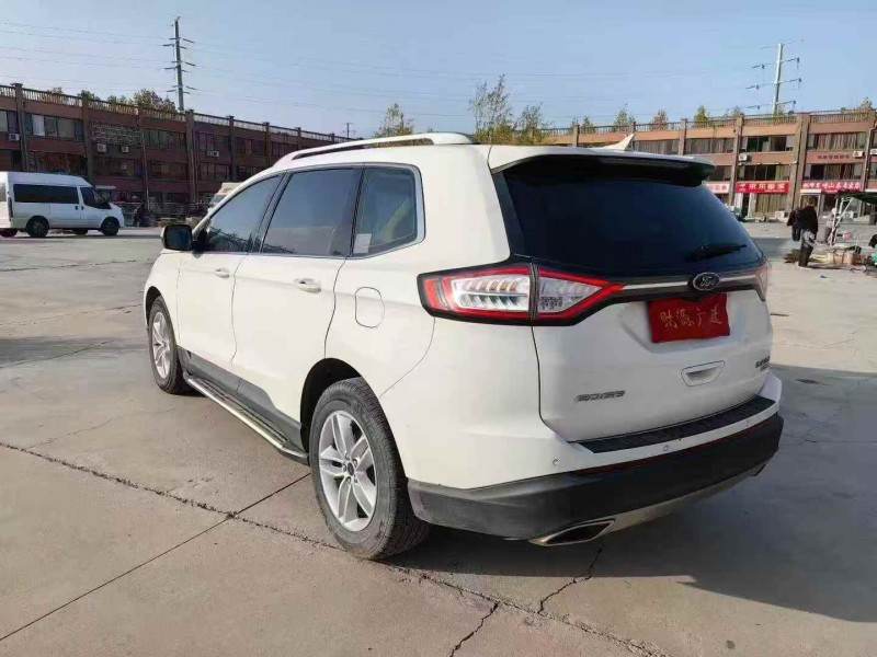 济宁19年福特锐界5