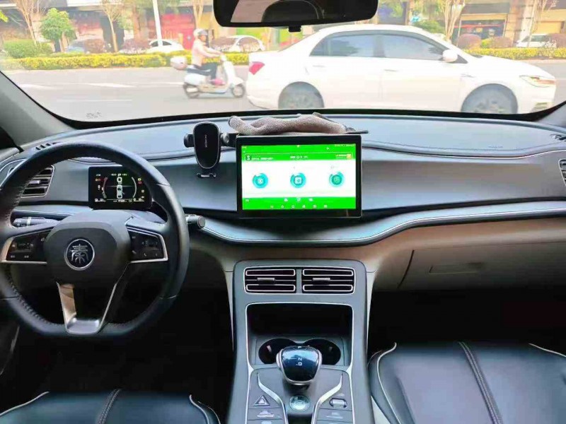 珠海22年比亚迪秦4