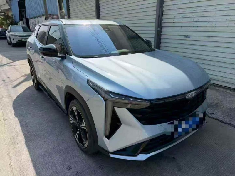 江门23年吉利博越3