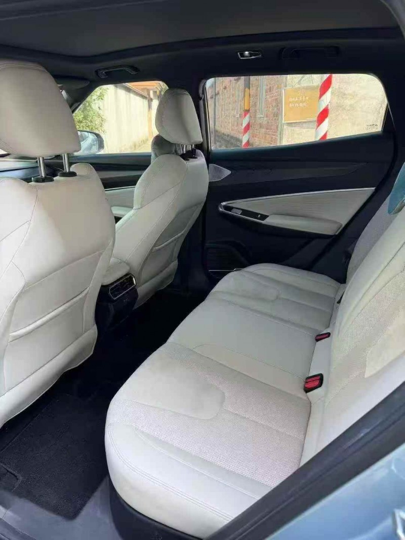 江门23年吉利博越6