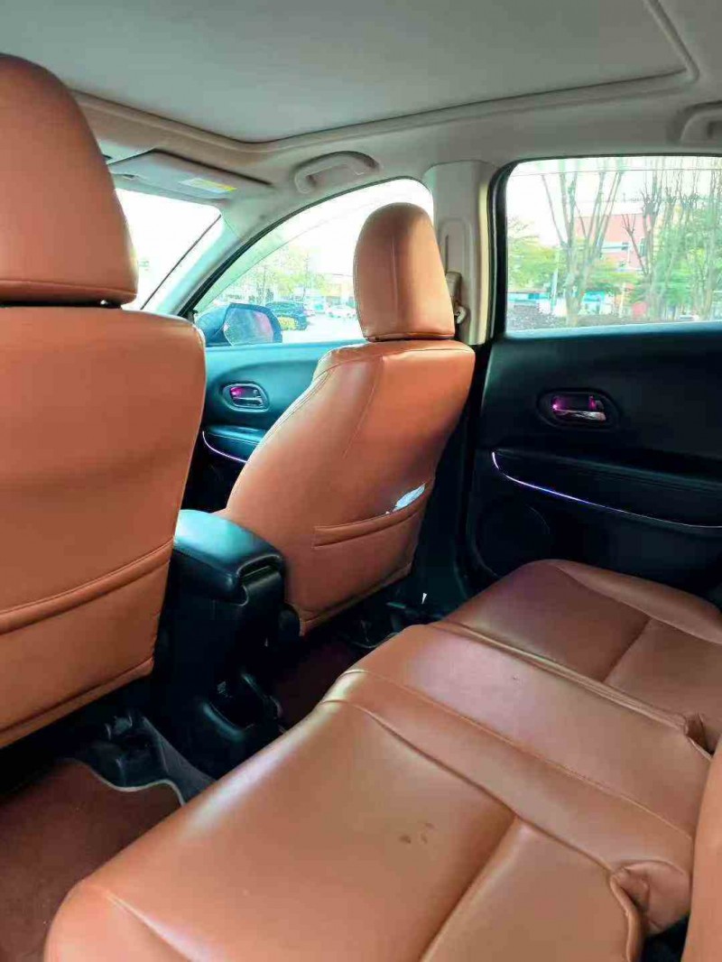 江门22年本田缤智5