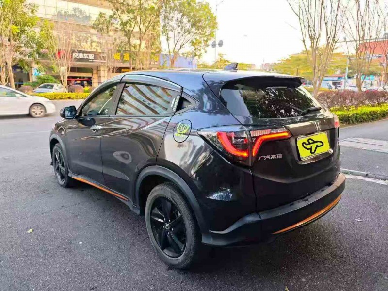 江门22年本田缤智8