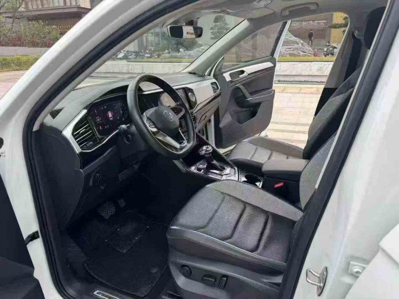 湛江20年大众探岳7