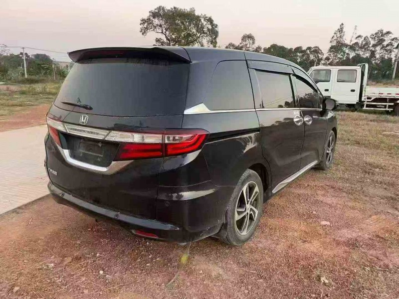 珠海17年本田奥德赛8