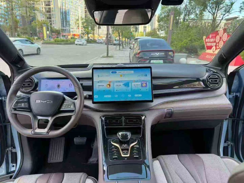 江门24年比亚迪护卫舰4