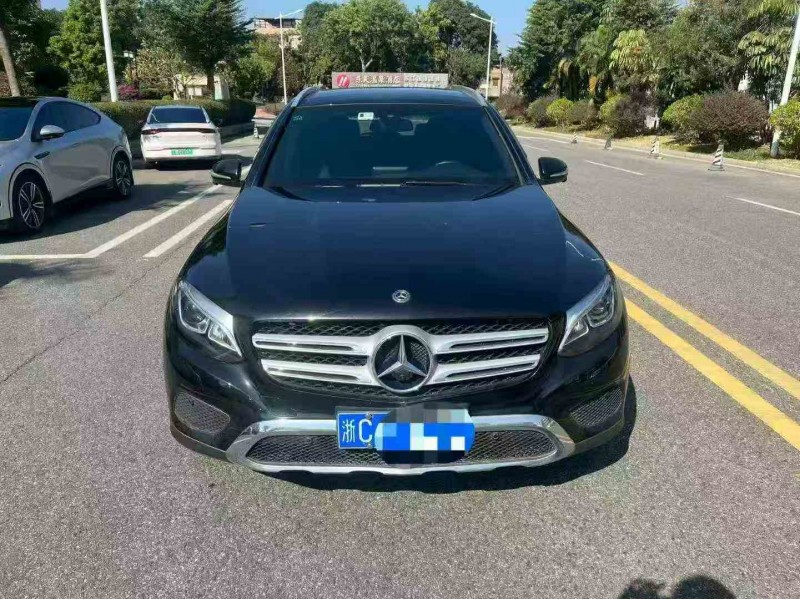 江门19年奔驰GLC1