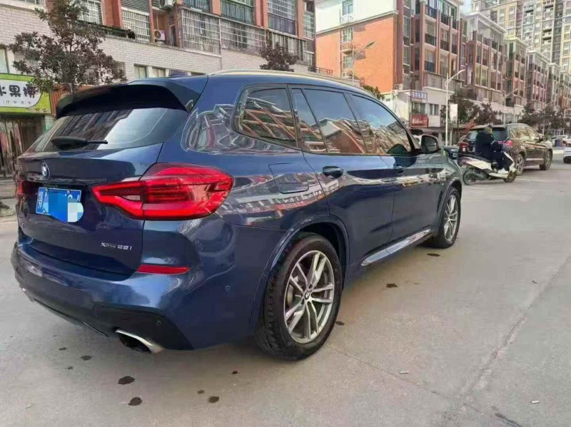 武汉19年宝马X39