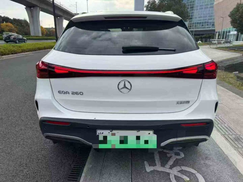 嘉兴25年奔驰EQA8