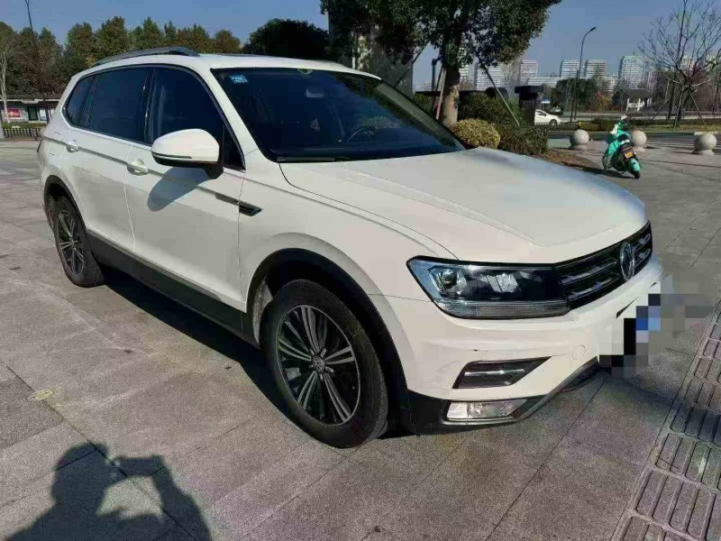 湖州19年大众途观3