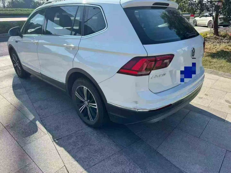 湖州19年大众途观8