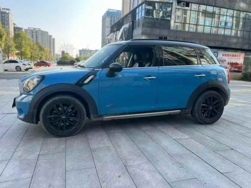 九江16年MINICOUNTRYMAN2