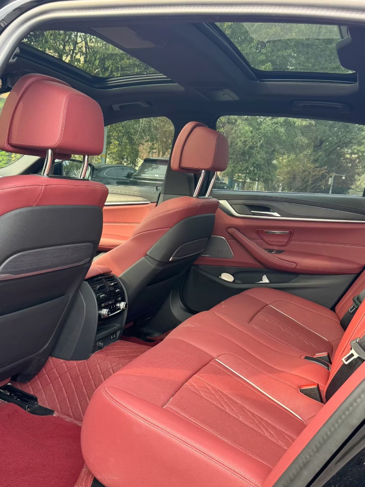 重庆23年宝马5系9