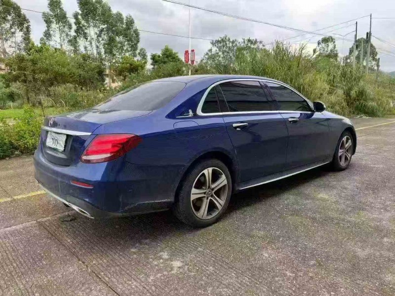 珠海17年奔驰E8