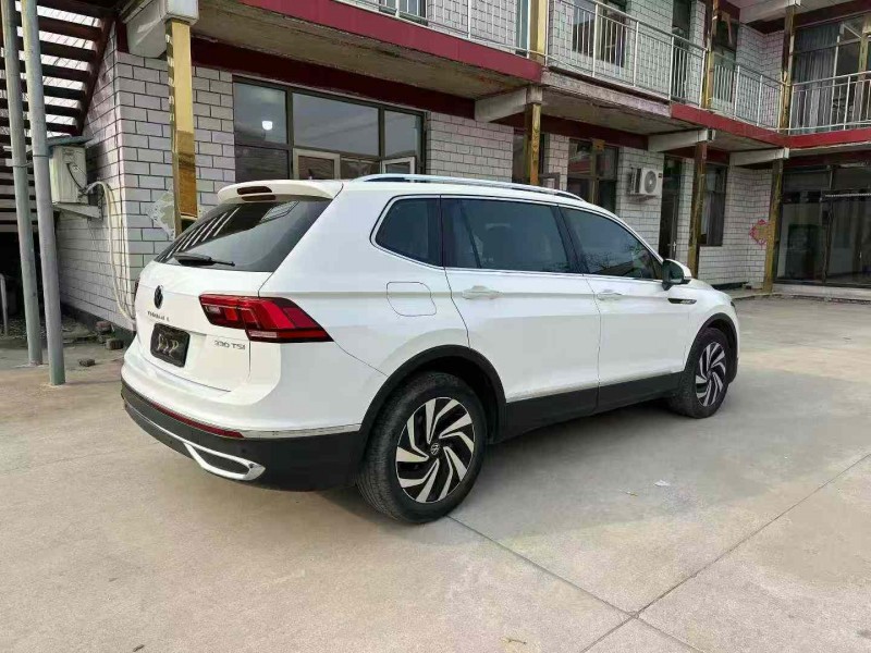 保定22年大众途观8