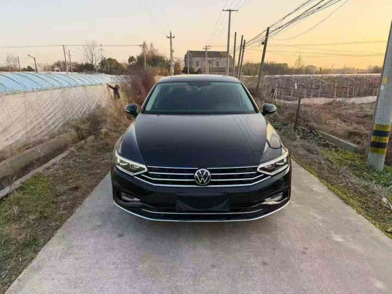 嘉兴22年大众迈腾1