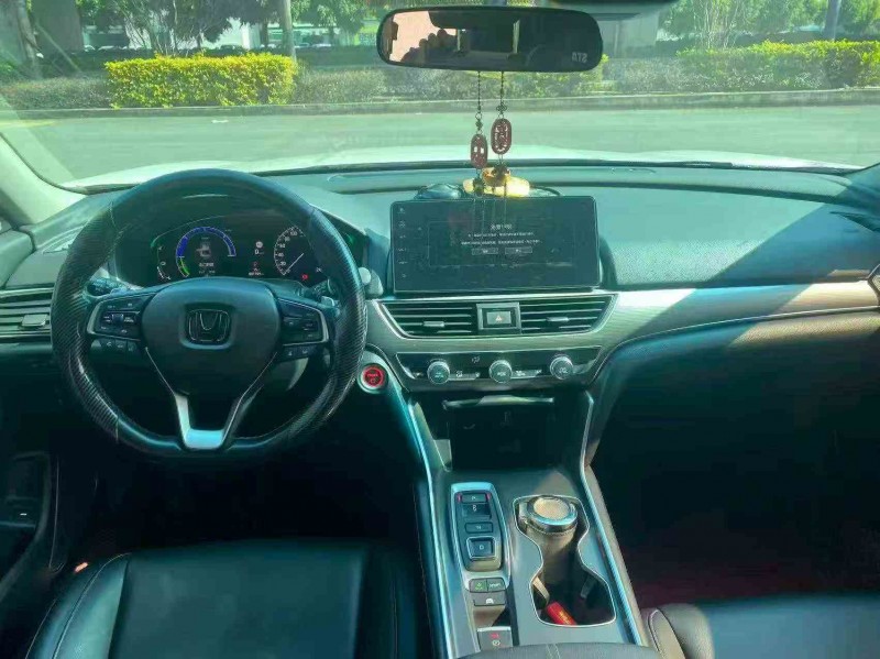 泉州22年本田雅阁3