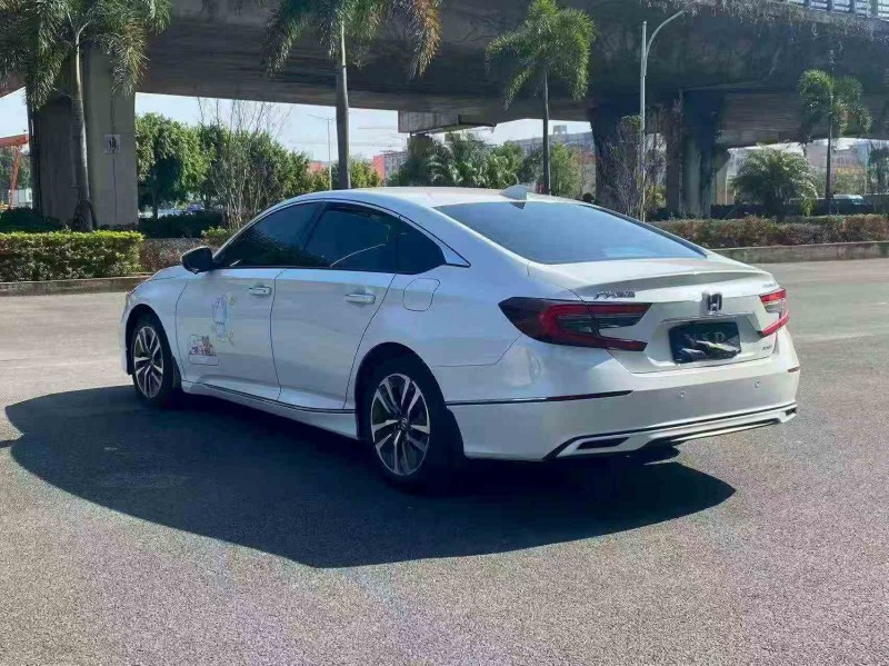 泉州22年本田雅阁6