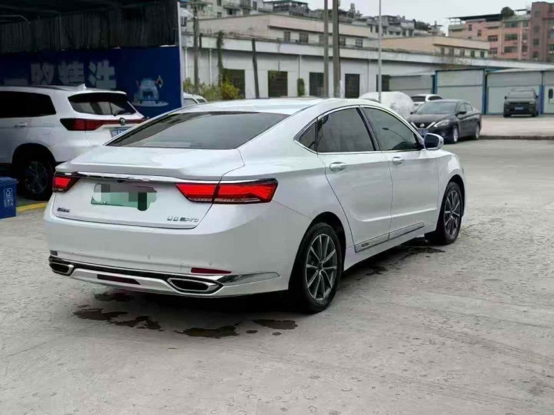 嘉兴22年吉利博瑞8