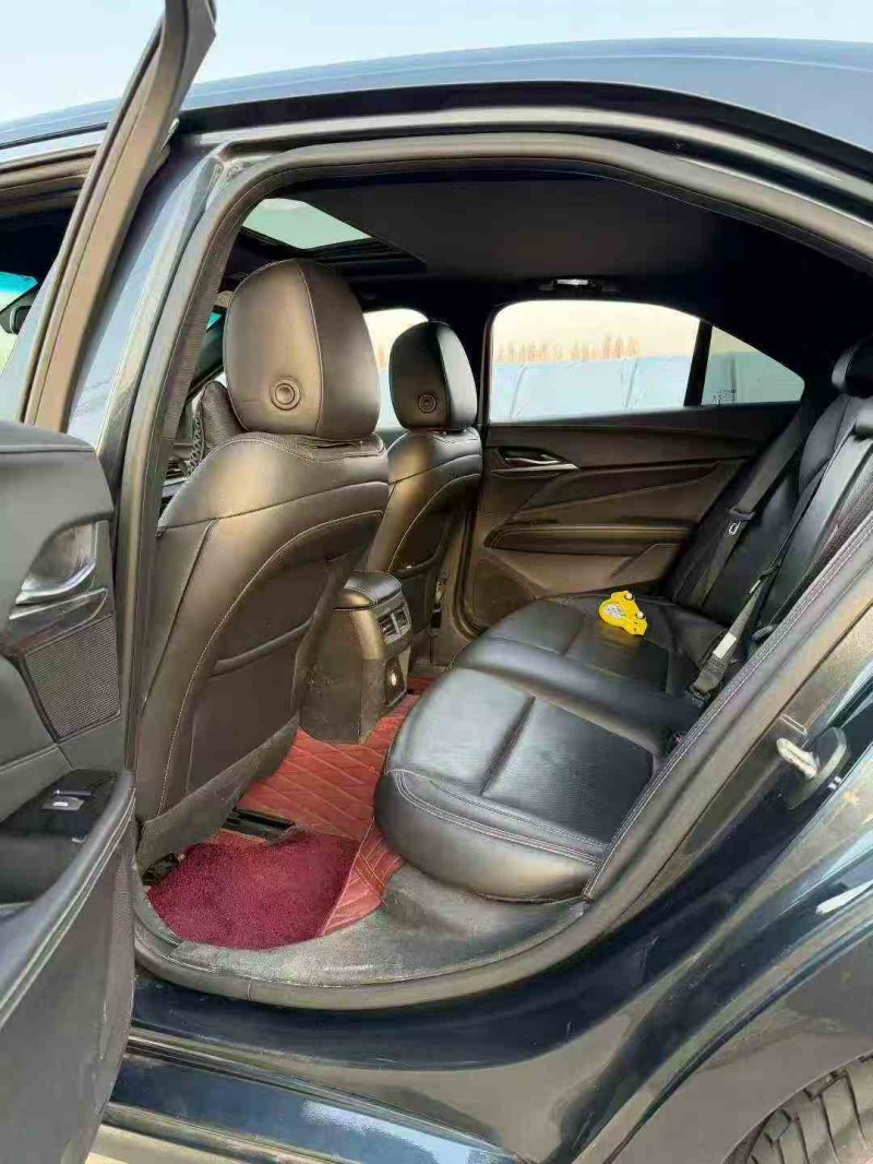 紹興21年凱迪拉克CT46