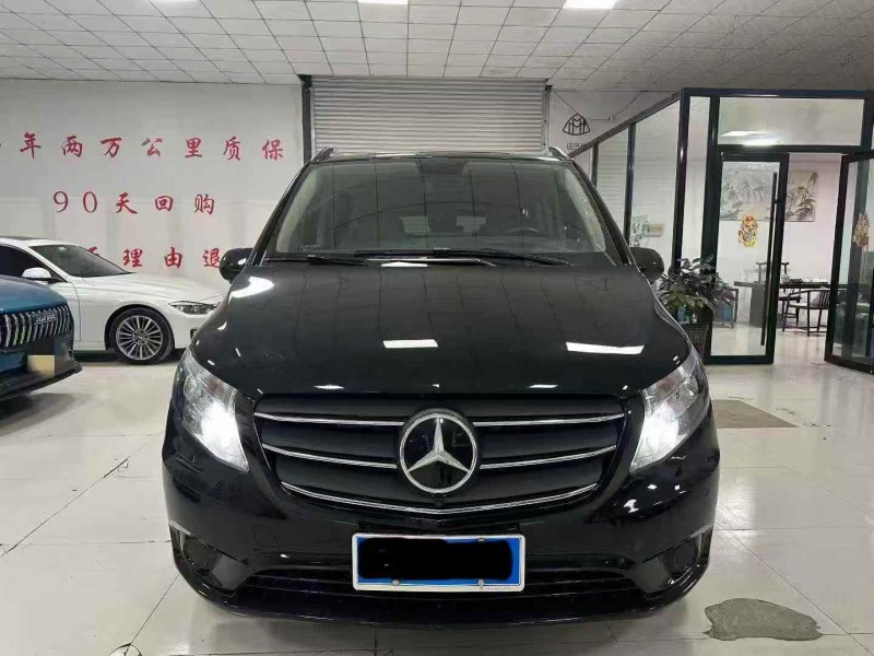 潍坊23年奔驰威霆1