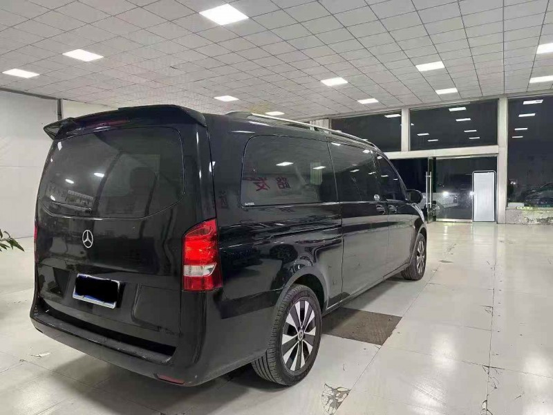 潍坊23年奔驰威霆7