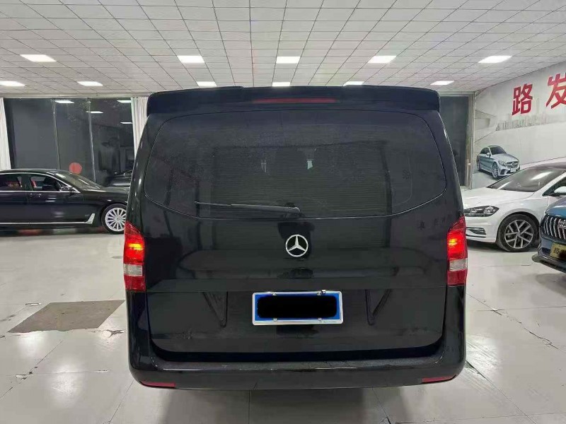 潍坊23年奔驰威霆9